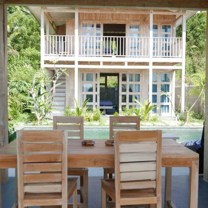 Silir Villa "Your Cozy Home" 马塔兰 外观 照片